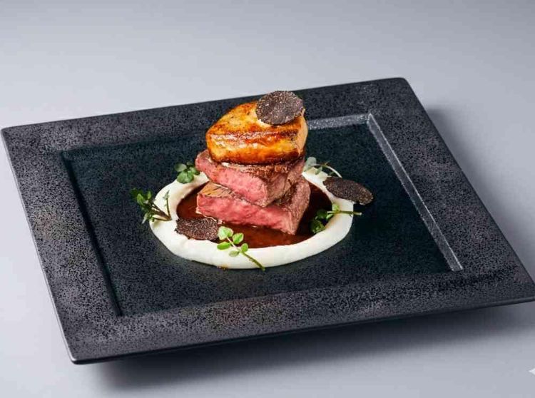 XEX ATAGO GREEN HILL イタリアンをベースにした和風アレンジや寿司の提供なども可能の画像3