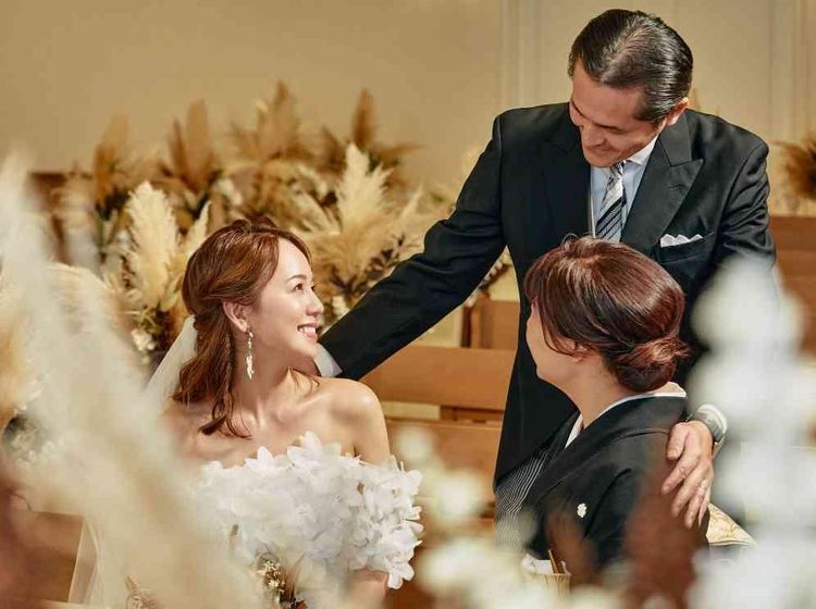 セレスト 自然光と木の香りが織りなす、心あたたまる誓いの時間の画像2