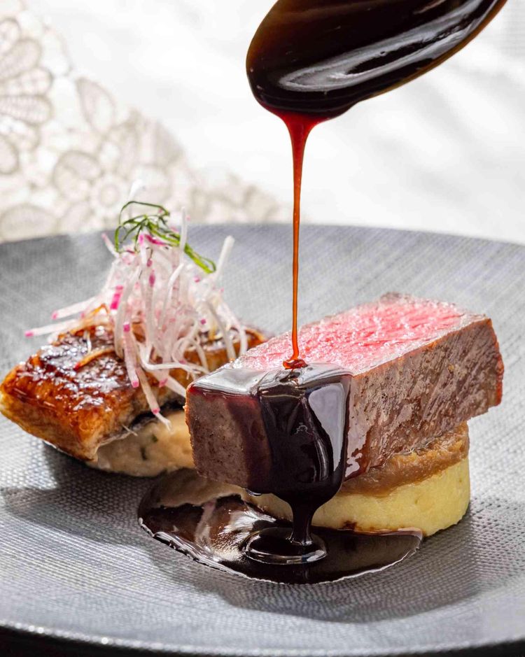 ヒルトン名古屋 30種類以上のお料理から自由に組み合わせ可能の画像1