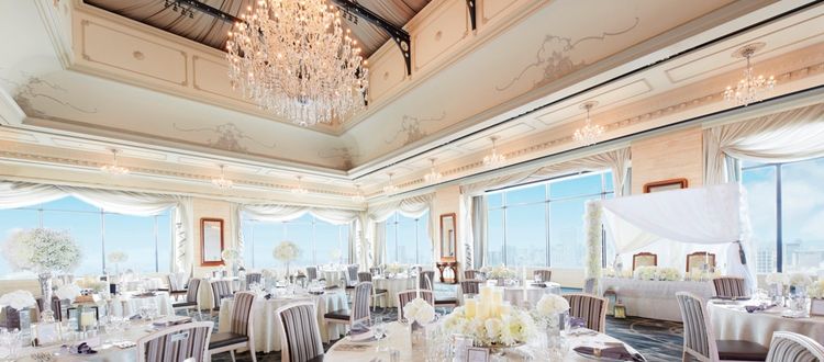 ホテルモントレ グラスミア大阪 高層階の眺望が広がる会場で憧れを叶えますの画像