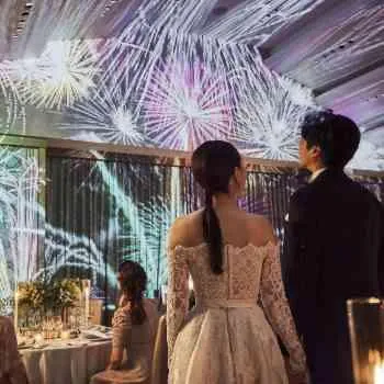 ザ ストリングス 博多