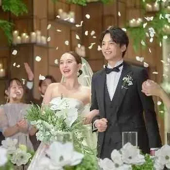 ザ ストリングス 博多