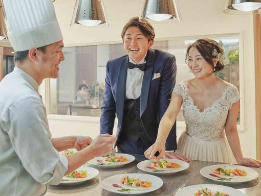 マリエール山手 ライブキッチンから料理をお届けの画像3