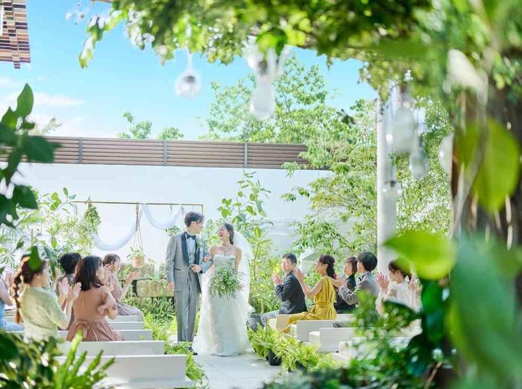 グレイスヒル・オーシャンテラス ガーデン挙式やデザートブッフェ、フォトなど自由に楽しめる空間の画像2