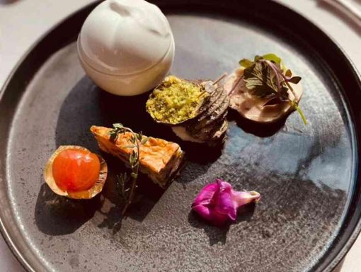 ザ・メイビア宮崎 味はもちろん美しいお料理の画像1