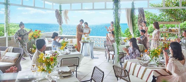 ザサーフシーサイドシーンミヤコジマ 完全貸切ウェディング。空間、人、時間がすべてふたりのものの画像1