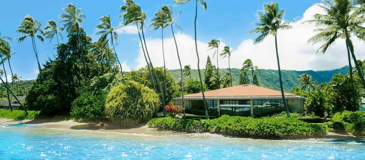 キャルバリーバイザシー教会 ハワイでなかなか飛ばすことが難しいドローン撮影も叶いますの画像1