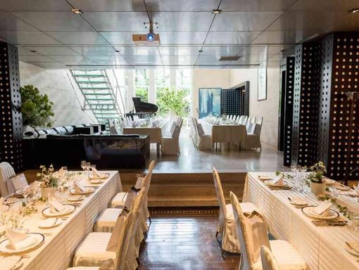 ジャスマック八雲 自然光豊かな広々としたリビングの画像1