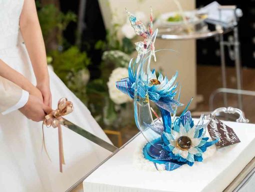 ジャスマック八雲 飴細工のウエディングケーキの画像1