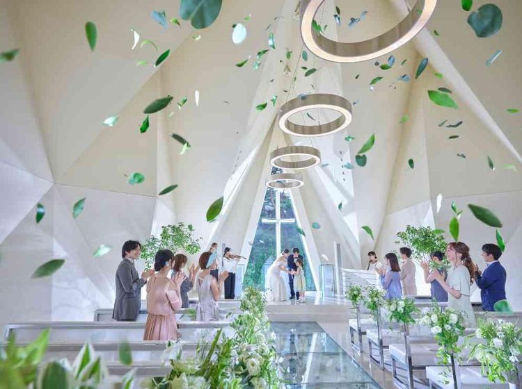 フォレスターナ軽井沢 チャペル、ガーデン挙式会場、神殿など挙式ステージを選べるの画像2