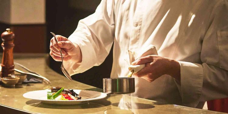 北野異人館 旧ハンター邸 一棟貸切のため、お料理はすぐ横のキッチンからご提供。の画像2