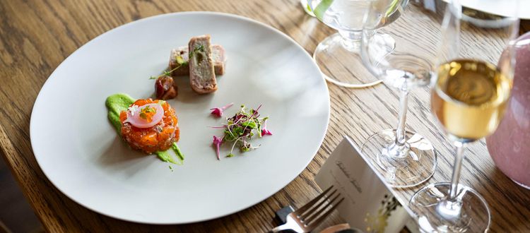 アニバサリオ 静岡県産の食材を使った
シンプルに素材を生かした料理の画像1