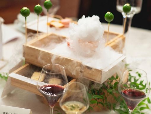 ラ･クール 味わうだけでなく楽しむ料理演出の画像3