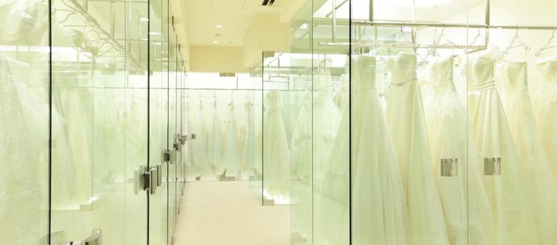 ブルーミントンヒル ドレス・衣装の写真1