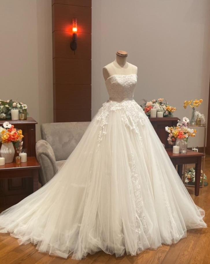 アールベルアンジェ釧路 ドレス・衣装