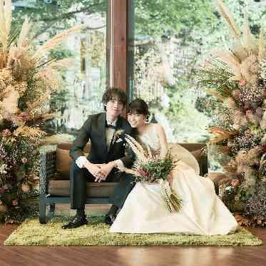 エルムガーデン メインはベンチスタイルでコミュニケーションをさらにしやすく。