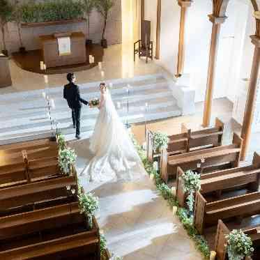 アールベルアンジェ札幌 16Ｍの大理石のバージンロード