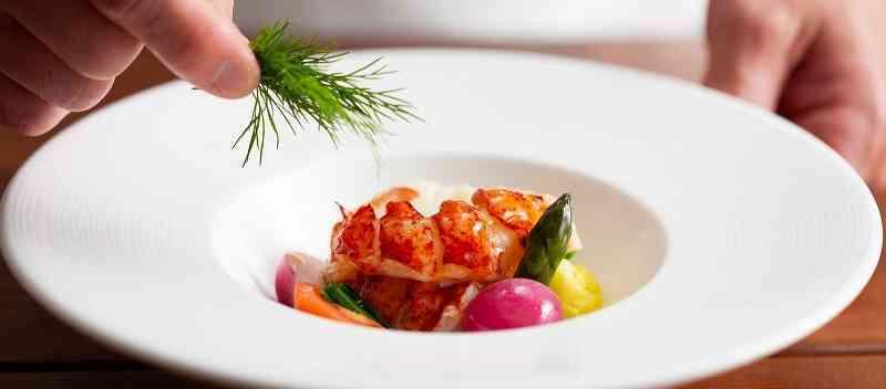 アールベルアンジェ札幌 料理