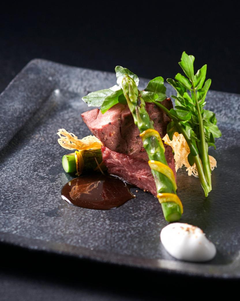 グローヴ・ウィズ・アクアスタイル 料理