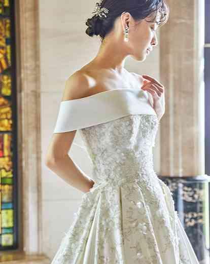 藻岩シャローム教会 ドレス・衣装の写真1