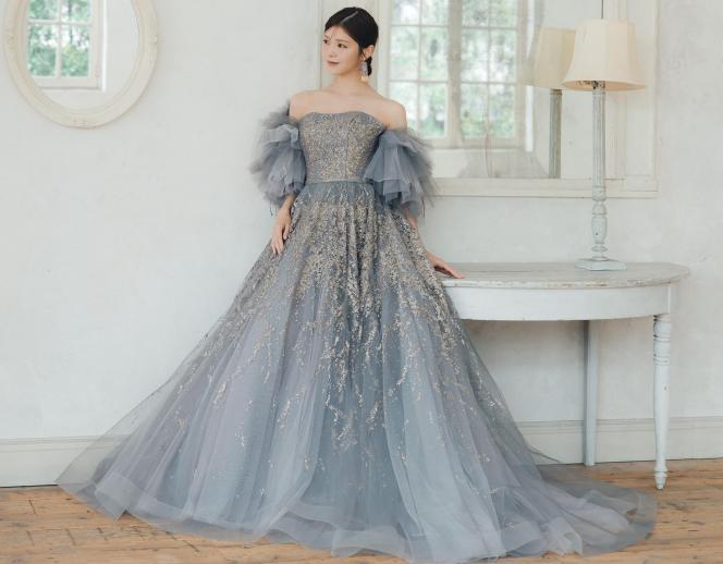 アールベルアンジェ室蘭 ドレス・衣装