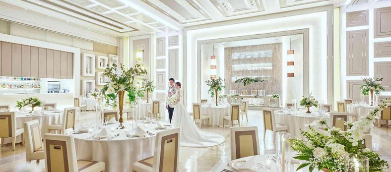 ノートルダム八戸 披露宴会場の写真1