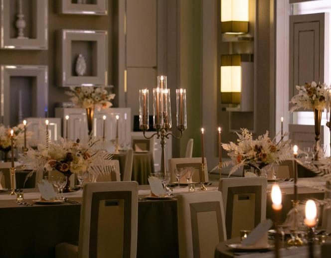 ノートルダム八戸/FIVESTAR WEDDING 披露宴会場