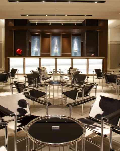 ノートルダム盛岡/FIVESTAR WEDDING ロビー・控室