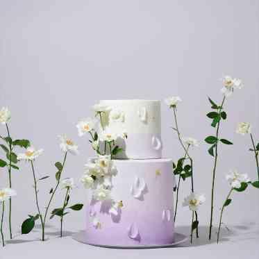 ノートルダム盛岡/FIVESTAR WEDDING ウェディングケーキも種類多数ご準備！お衣裳に合わせてトータルコーディネートが叶う