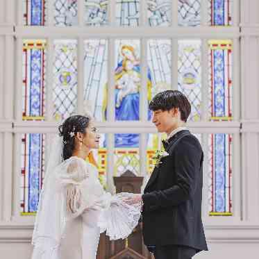 ベルヴィ盛岡・ロヴィナテラス 見つめあうふたり