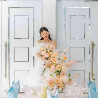 ベルヴィ盛岡・ロヴィナテラス お花に囲まれる花嫁