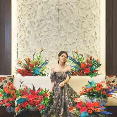 ベルヴィ盛岡・ロヴィナテラス メインテーブル花嫁