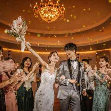 プライベートリゾートカリメーラ ゲストと笑顔を分かち合う、心温まる挙式のフィナーレを。