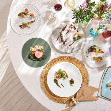 プライベートリゾートカリメーラ 彩鮮やかな料理