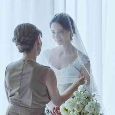 ラグナヴェール仙台/エスクリウェディング 花嫁を送り出す、母の想いがこもったベールダウン