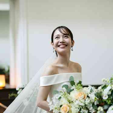 定禅寺ガーデンヒルズ迎賓館/FIVESTAR WEDDING 自然光が差し込むチャペルは照明もその日に合わせて変更が可能