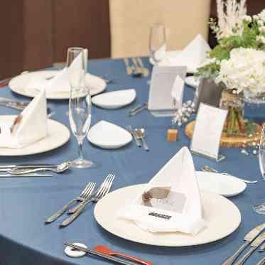 定禅寺ガーデンヒルズ迎賓館/FIVESTAR WEDDING テーブルクロスも50種類以上から選べる