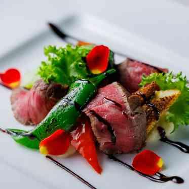 ホテルモントレ仙台 五感を刺激するような彩りや配置にもこだわっています