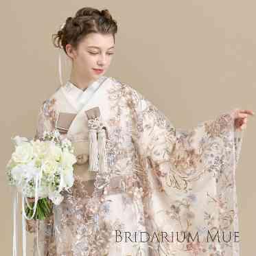 ホテルモントレ仙台 大柄のフラワー刺繍レースに桜のレースを重ねて和と洋を絶妙なバランスで表現