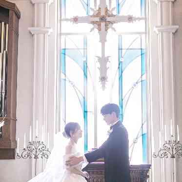 ノートルダム秋田/FIVESTAR WEDDING ナチュラルな自然光に包まれた空間