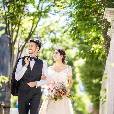 ノートルダム秋田/FIVESTAR WEDDING 広大な水辺のガーデンを貸切に