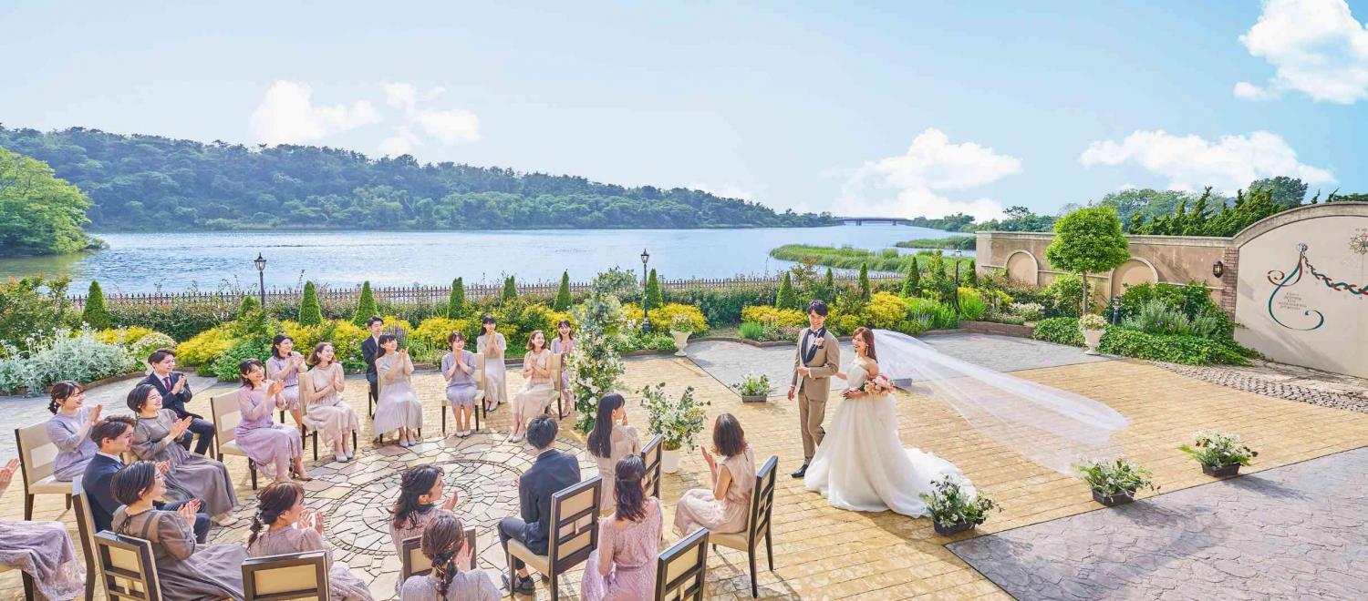 ノートルダム秋田/FIVESTAR WEDDING ガーデン