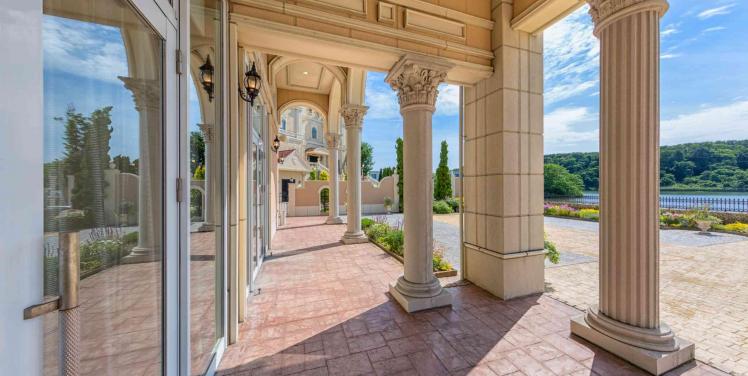 ノートルダム秋田/FIVESTAR WEDDING ガーデン