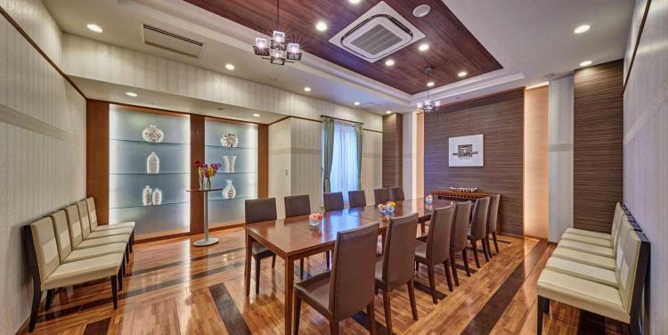 ノートルダム秋田/FIVESTAR WEDDING ロビー・控室