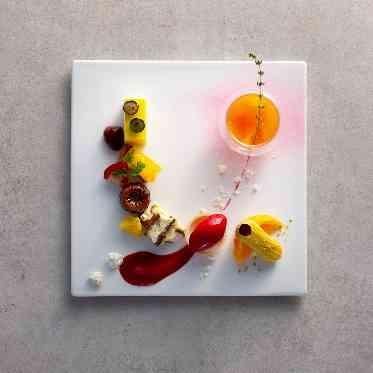 ノートルダム秋田/FIVESTAR WEDDING 繊細な技巧で食べるのがもったいないと思うほど。

