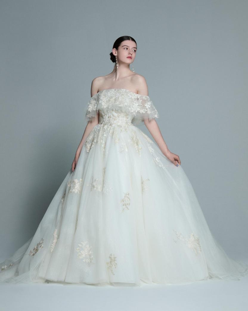 ノートルダム秋田/FIVESTAR WEDDING ドレス・衣装