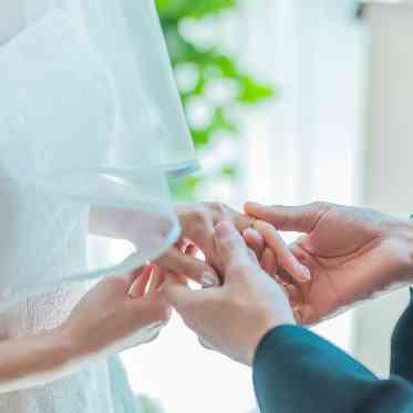 ベル・カシェット 指輪交換