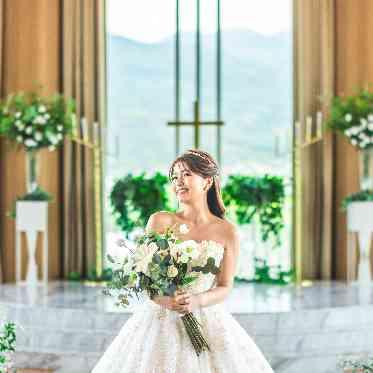 ベル・カシェット 憧れのチャペルでのワンショット