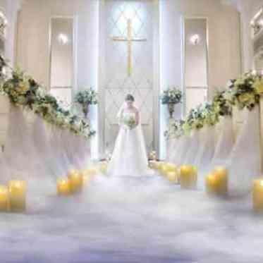 アーククラブ迎賓館(郡山)/テイクアンドギヴ・ニーズウェディング 雲海』を花嫁入場の際に演出