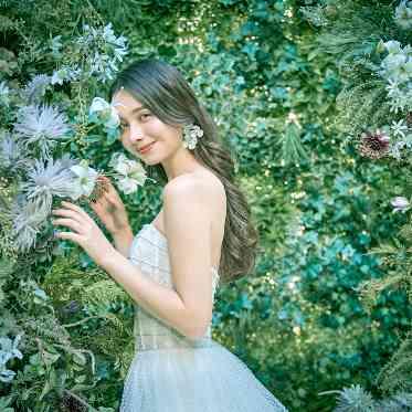 アーククラブ迎賓館(郡山)/テイクアンドギヴ・ニーズウェディング リゾート空間でのドレス